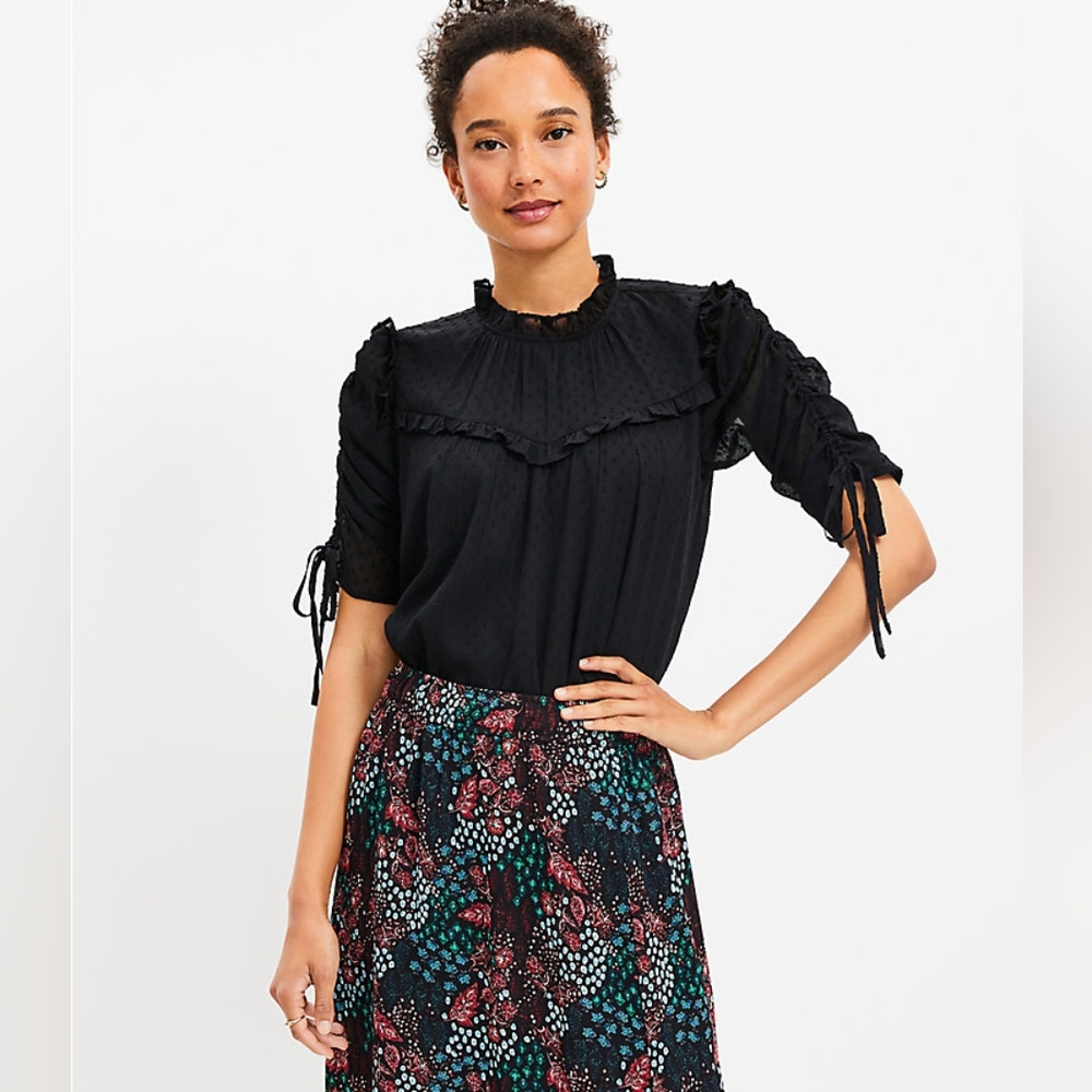 NWT LOFT Clip ruffle tie sleeve top black size M